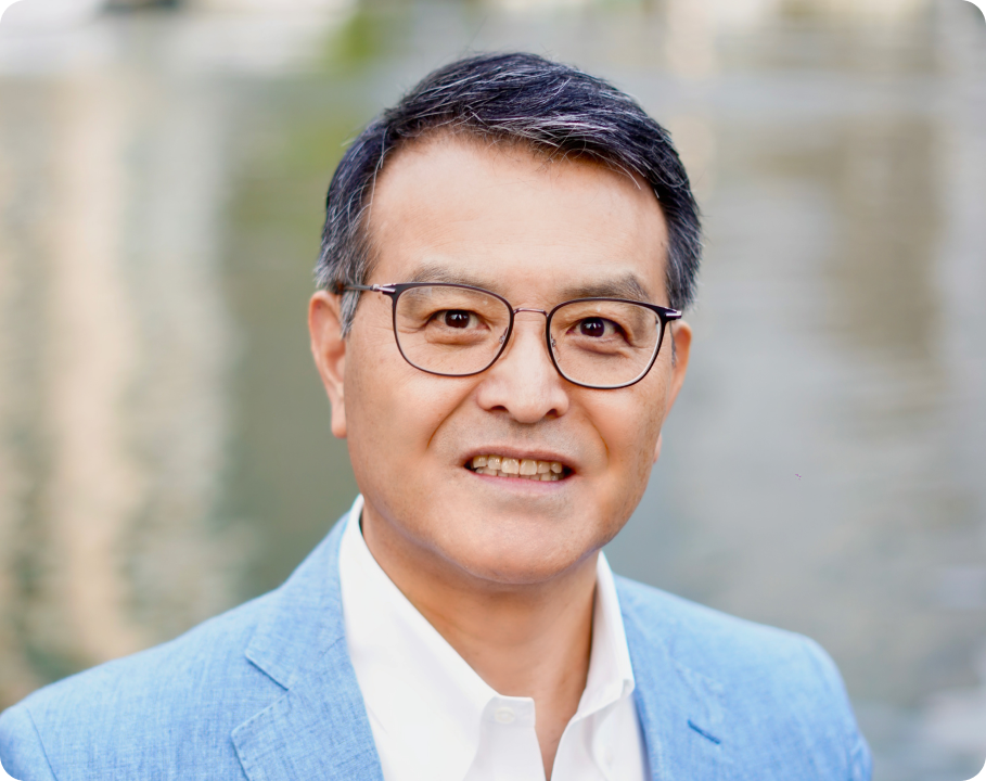 浜口伝博理事長