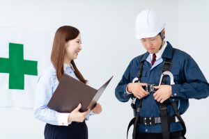 安全衛生教育を受講する従業員のイメージ